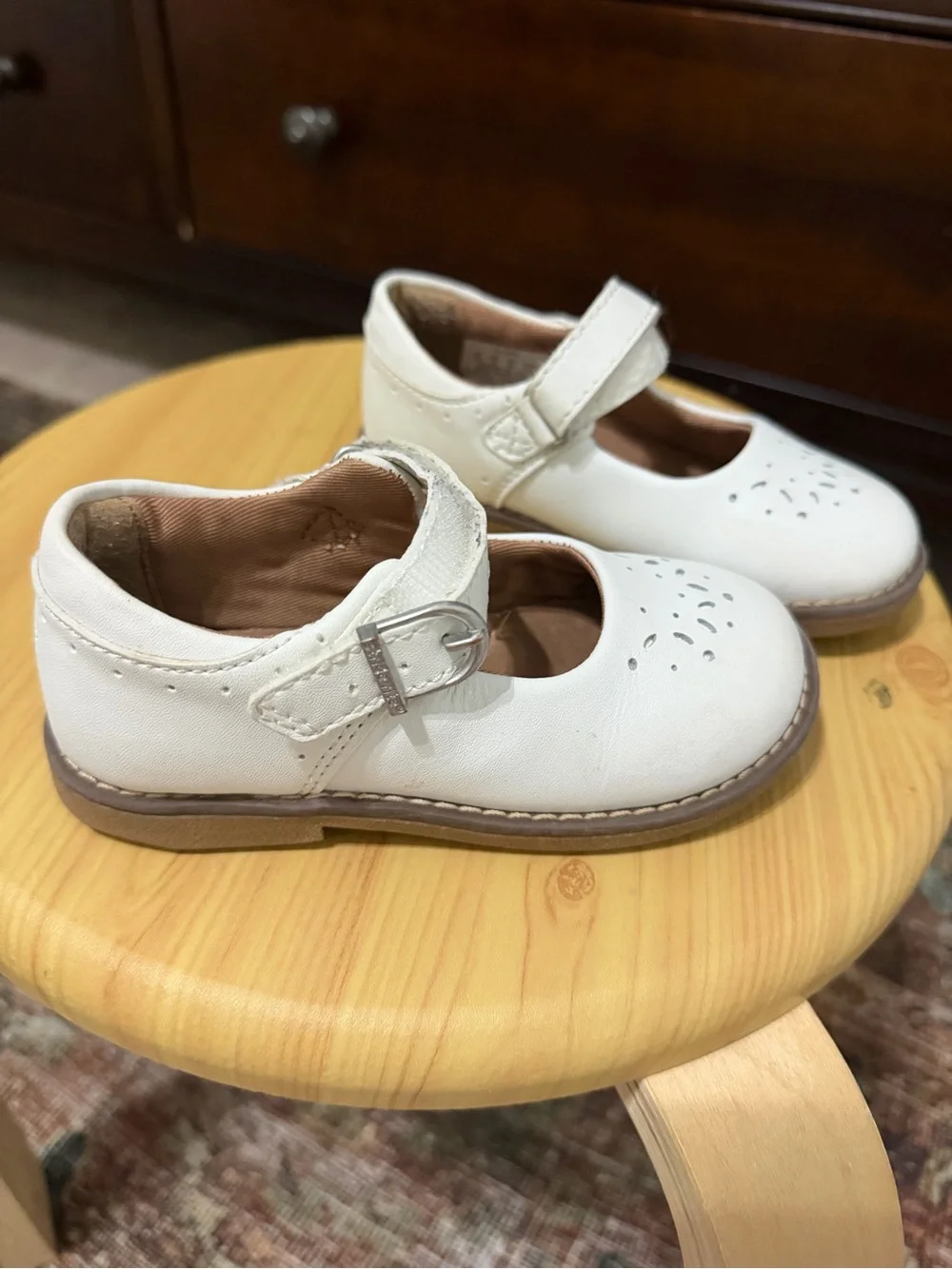 Stride Rite Girls White Mary Jane Dress Shoes